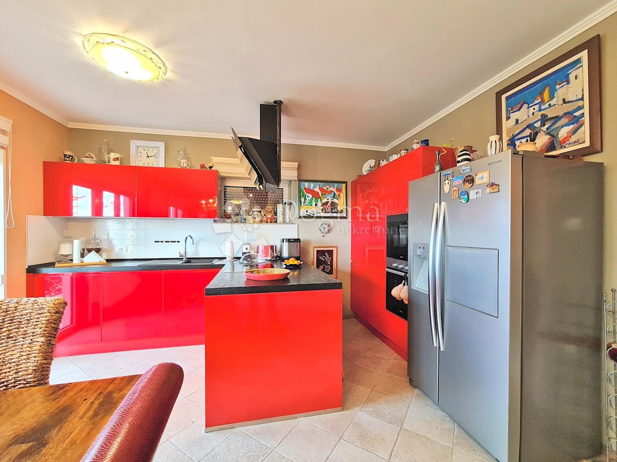 Haus Zu verkaufen - PRIMORSKO-GORANSKA  KASTAV 