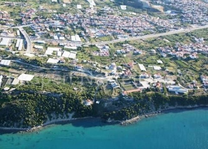 Terrain à vendre 13000 m² – Stobreč