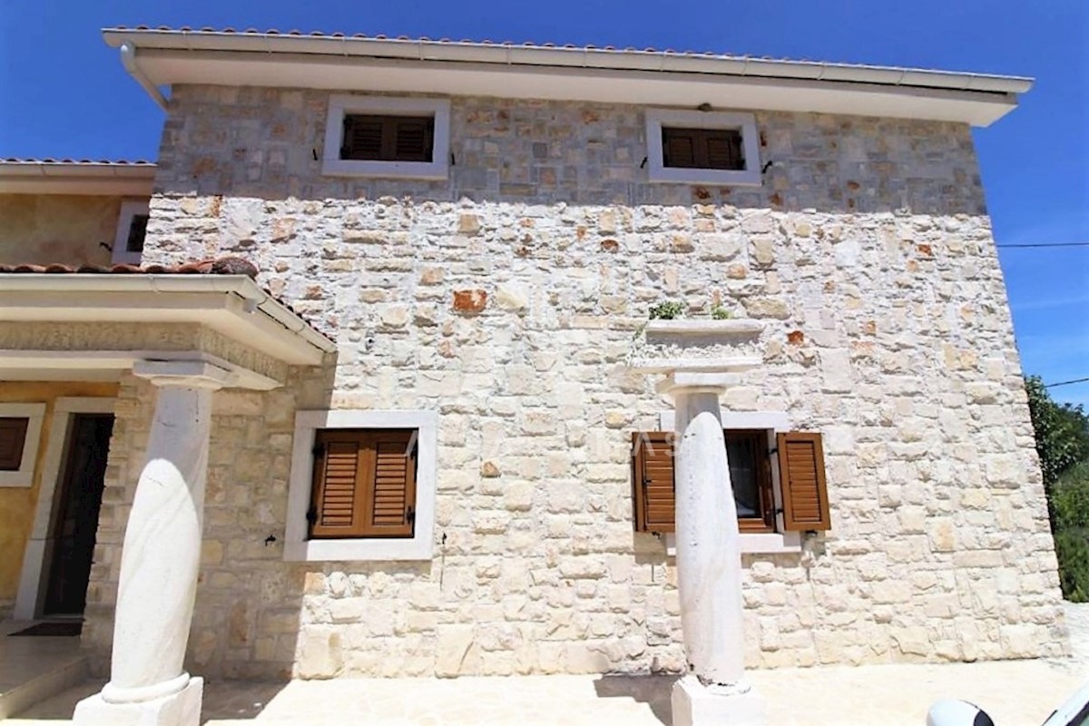 Hiša Na predaj - PRIMORSKO-GORANSKA  KRK 