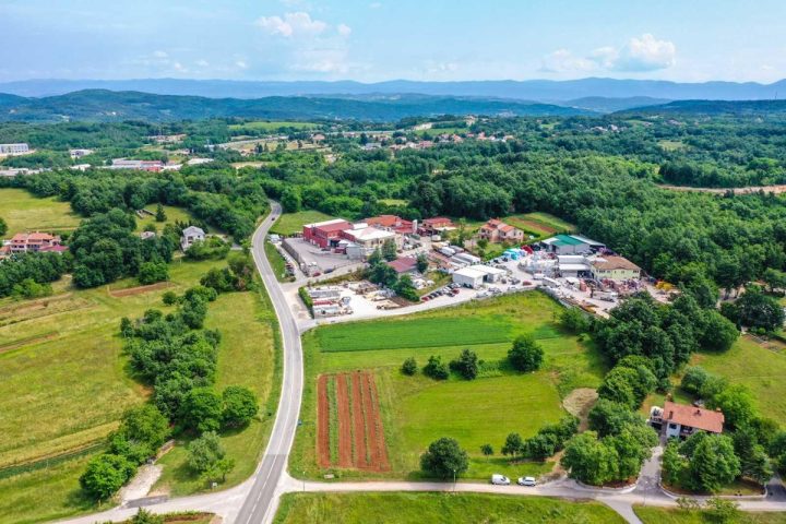 Pozemok na predaj 9680 m² – Zabrežani