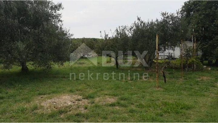 Zemljište na prodaju 969 m² – Pomer