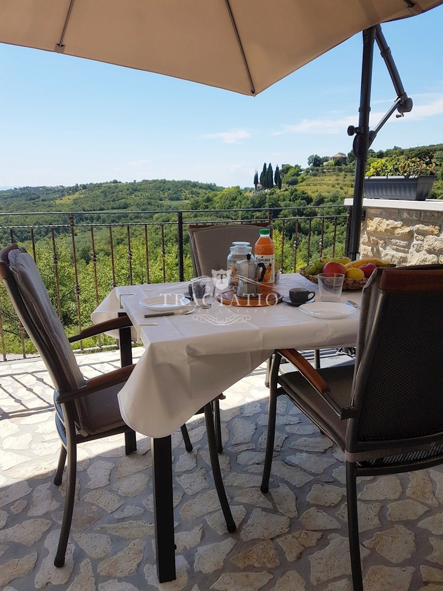 Kuća Na prodaju - ISTARSKA  BUJE 