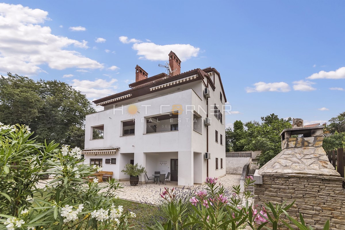 Haus Zu verkaufen - ISTARSKA  MEDULIN 