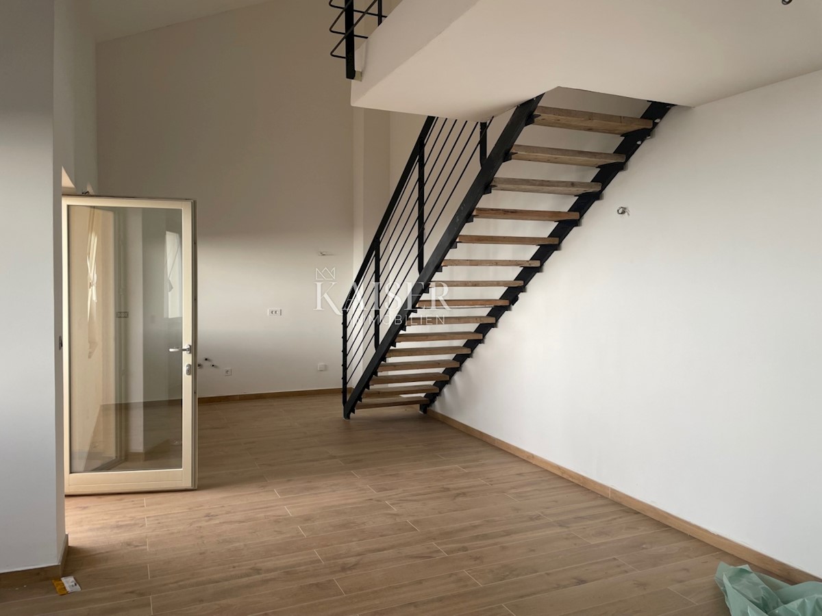 Apartment Zu verkaufen - PRIMORSKO-GORANSKA  KASTAV 