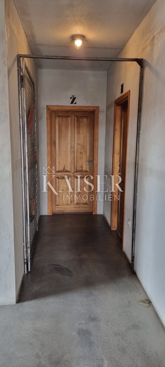 Business premises For sale - PRIMORSKO-GORANSKA  RIJEKA 