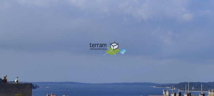 Flat for sale 110 m² – Pula
