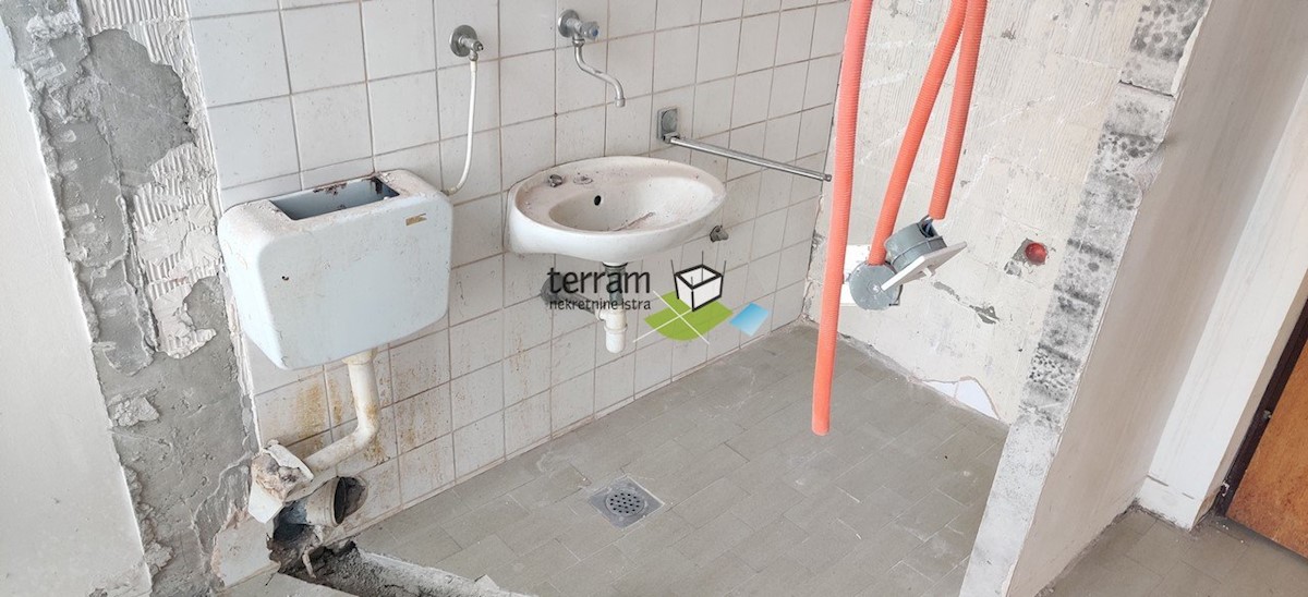 Flat For sale - ISTARSKA  PULA 