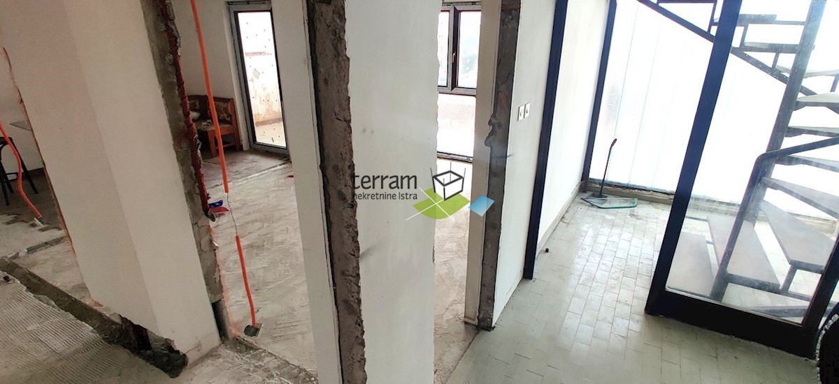 Flat For sale - ISTARSKA  PULA 