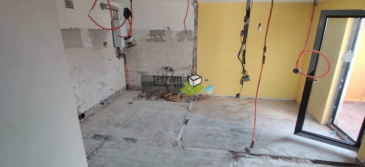Flat For sale - ISTARSKA  PULA 