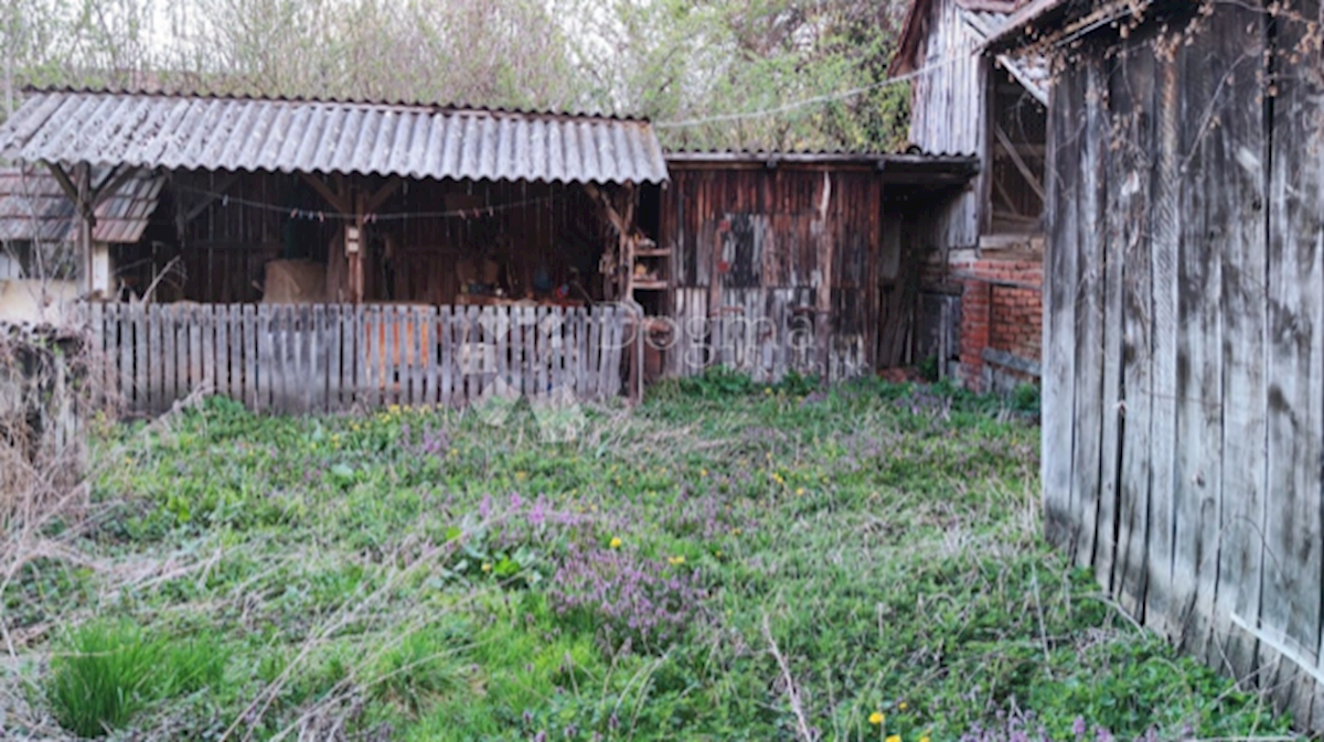 Maison À vendre - OSJEČKO-BARANJSKA FERIČANCI