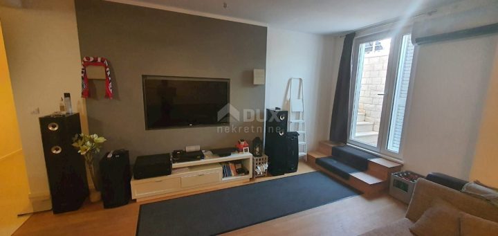 Appartement à vendre 81 m² – Srima