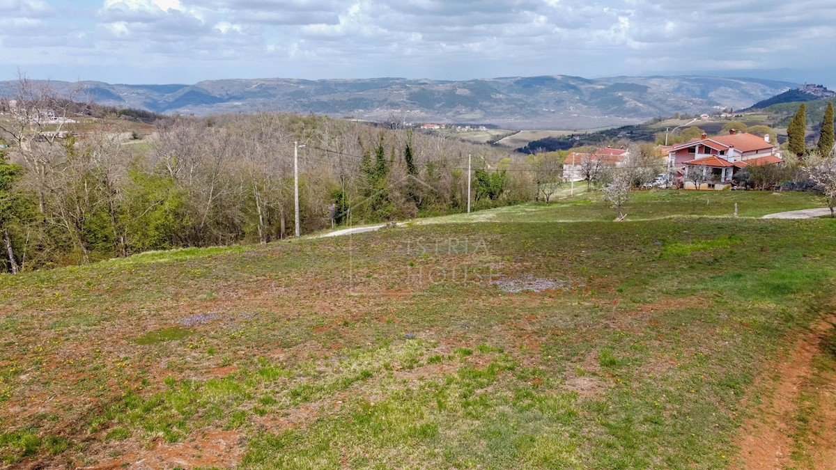 Grundstück Zu verkaufen - ISTARSKA MOTOVUN