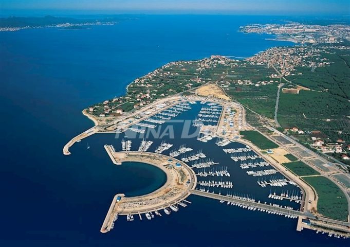 Pozemok na predaj 1537 m² – Bibinje