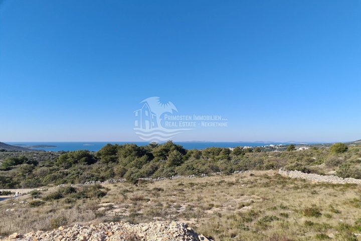 Land for sale 1650 m² – Primošten