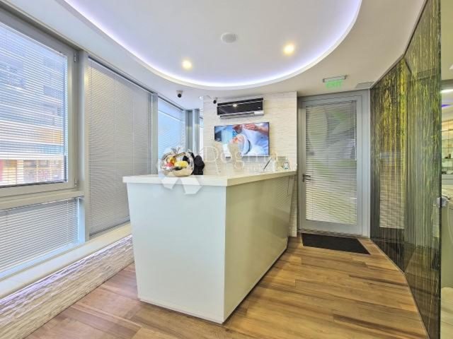 Lokal użytkowy na sprzedaż 58 m² – Zamet