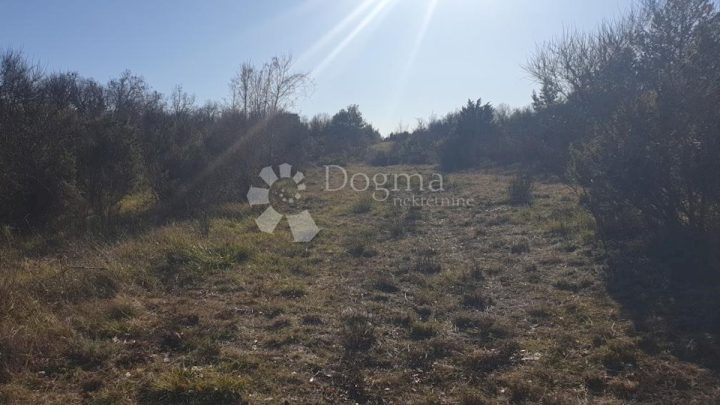 Terreno in vendita 2943 m² – Krnica