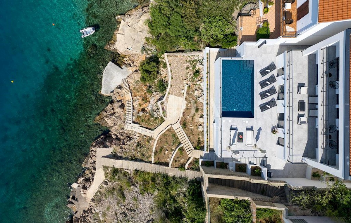 Maison À vendre - LIČKO-SENJSKA SENJ