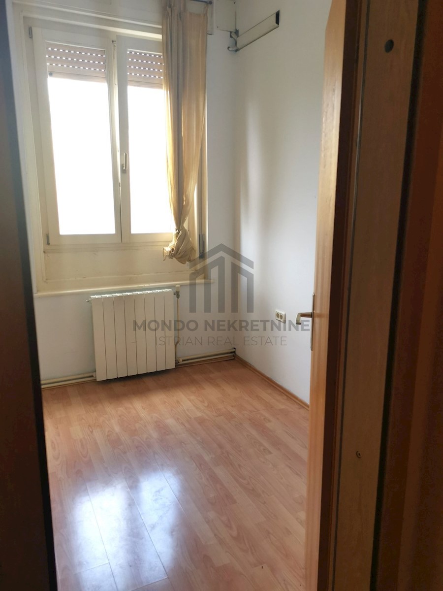 Flat For sale - ISTARSKA PULA