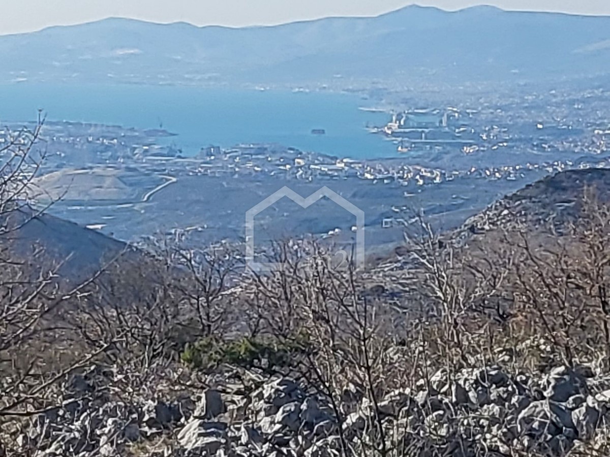 Land For sale - SPLITSKO-DALMATINSKA SPLIT