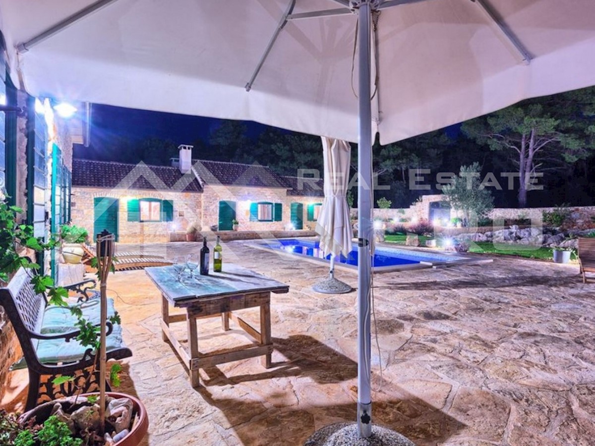 House For sale - SPLITSKO-DALMATINSKA HVAR