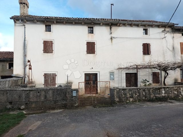 Casa in vendita 225 m² – Cere