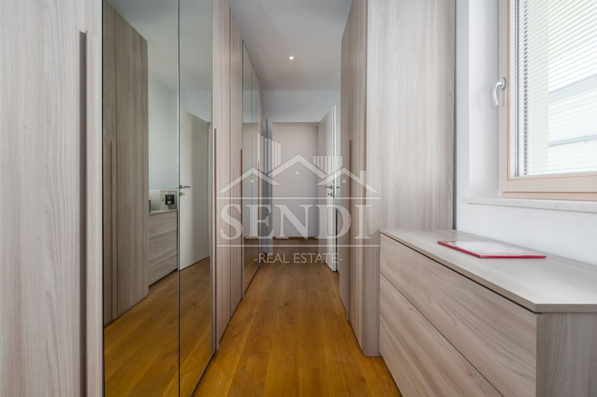 Haus Zu verkaufen - ISTARSKA POREČ