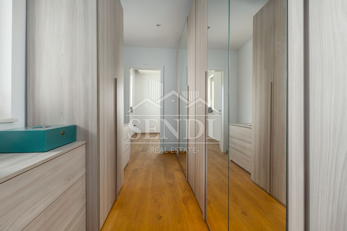 Haus Zu verkaufen - ISTARSKA POREČ