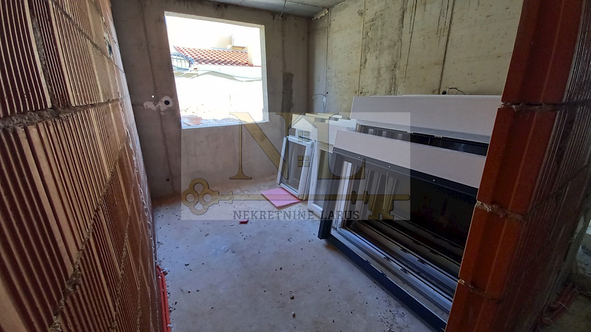 Flat For sale - SPLITSKO-DALMATINSKA ČIOVO