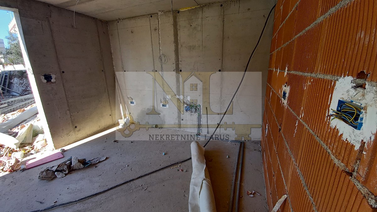 Flat For sale - SPLITSKO-DALMATINSKA ČIOVO