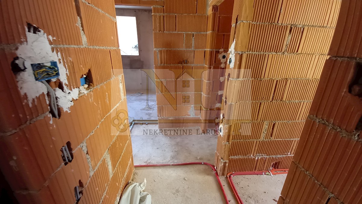 Flat For sale - SPLITSKO-DALMATINSKA ČIOVO
