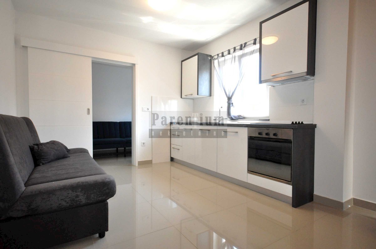 Casa In vendita - Istarska Poreč - foto 1/28
