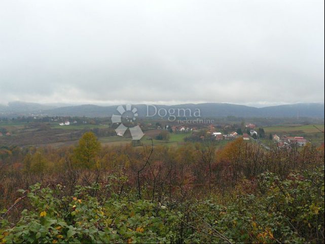 Działka na sprzedaż 2144 m² – Slunj