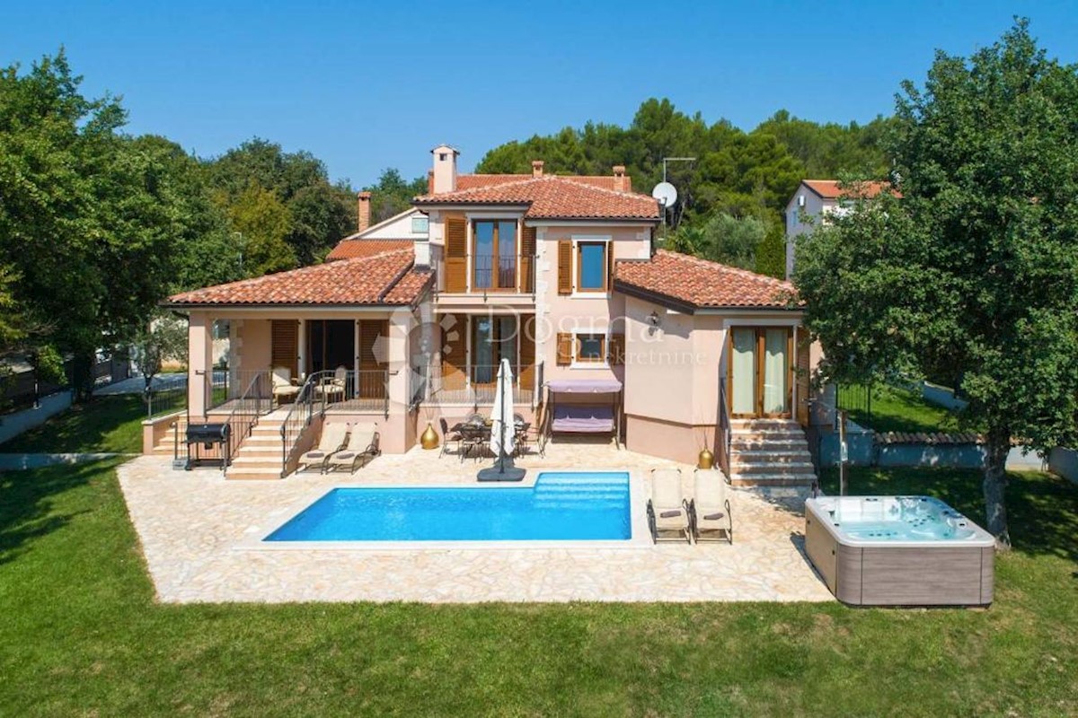 Hiša Naprodaj - ISTARSKA Poreč