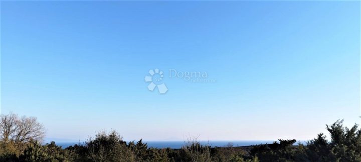 Zemljište na prodaju 911 m² – Peruški
