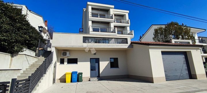 Casa in vendita 422 m² – Rijeka