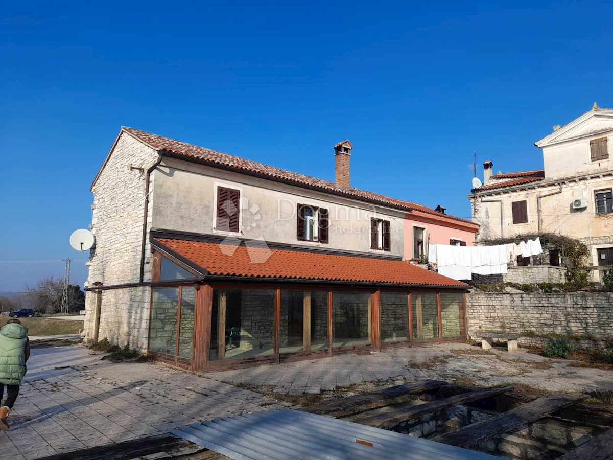 Business premises For sale - ISTARSKA KANFANAR