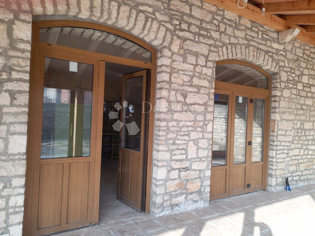Business premises For sale - ISTARSKA KANFANAR