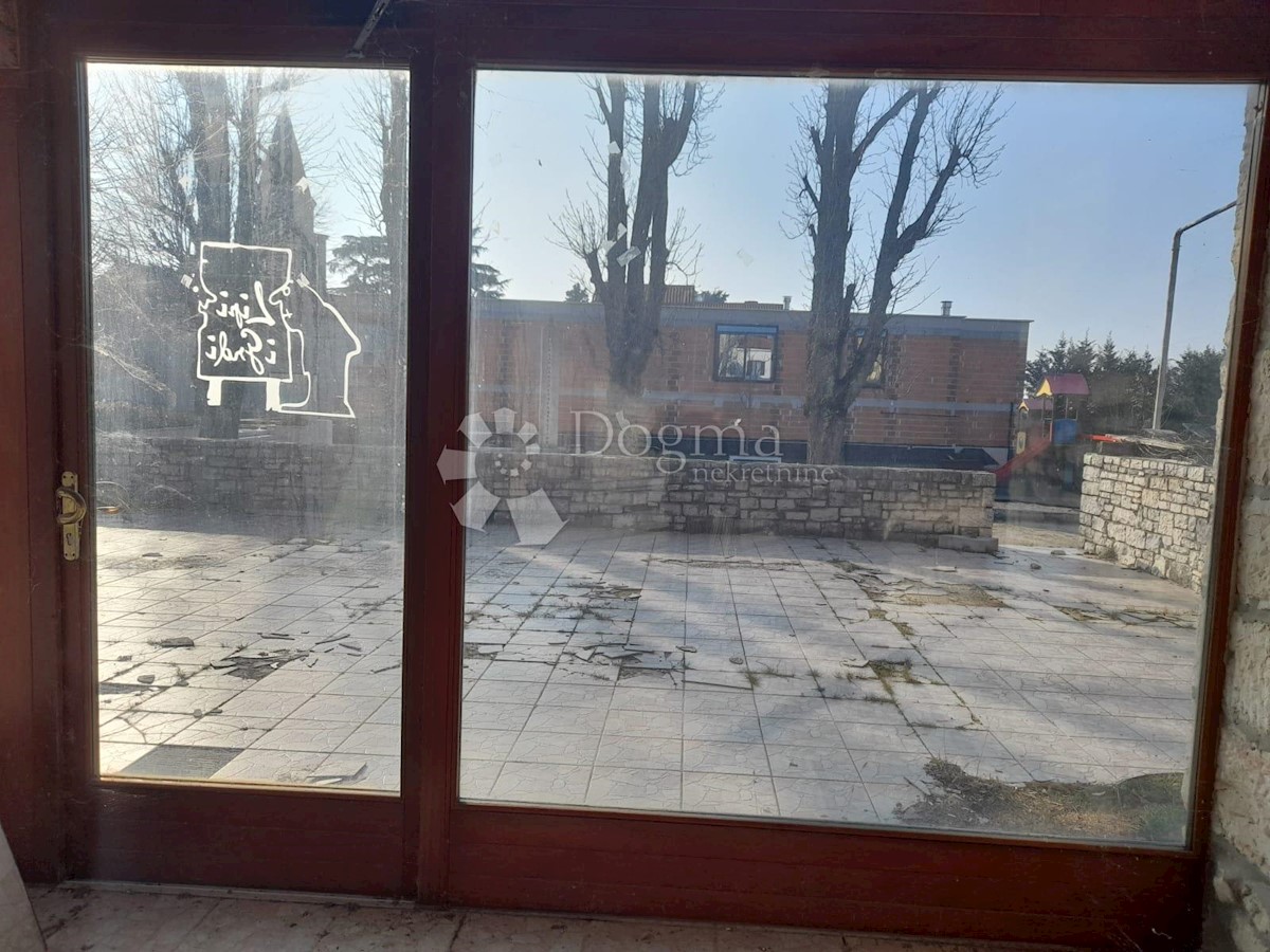 Business premises For sale - ISTARSKA KANFANAR
