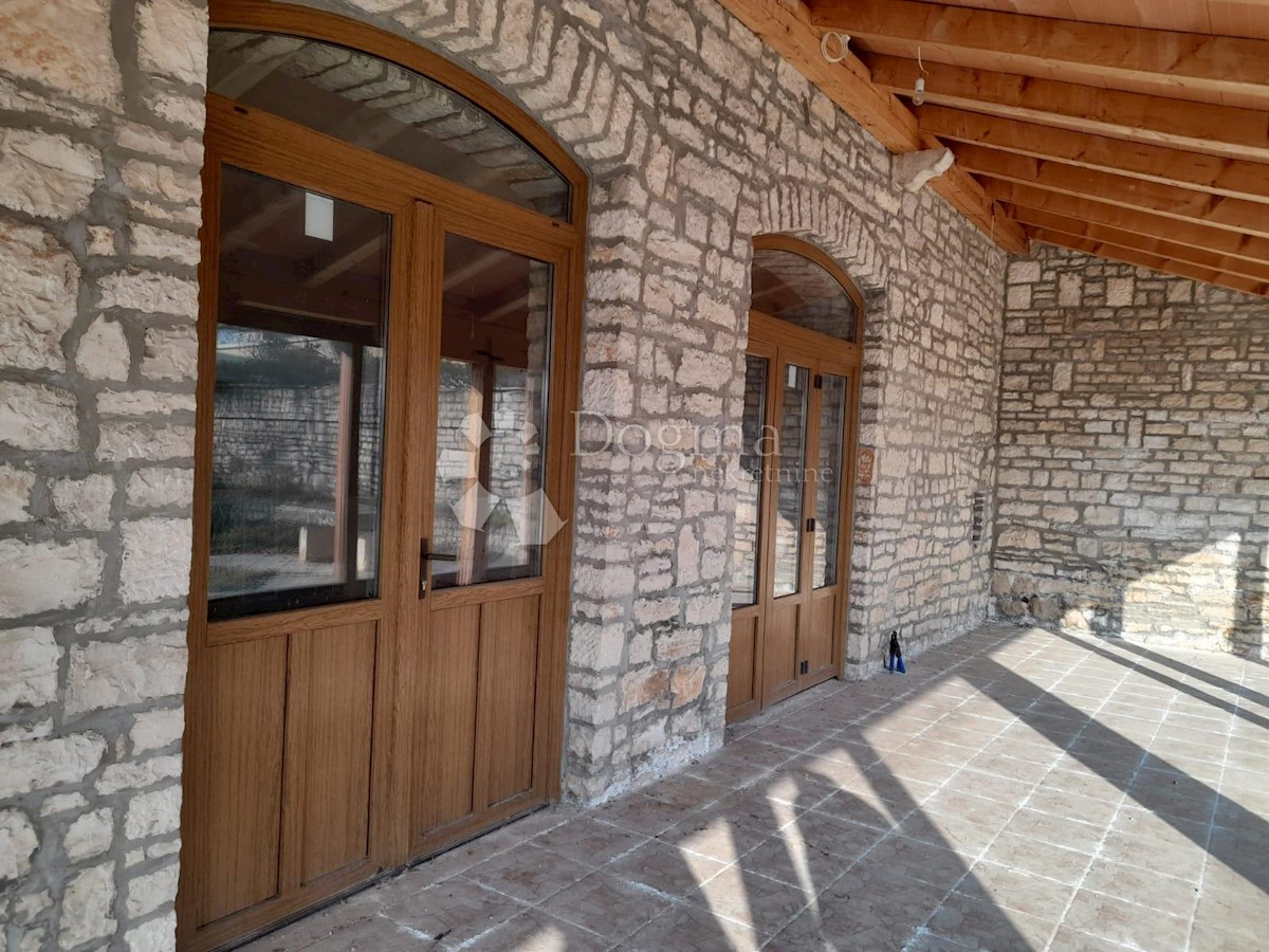 Business premises For sale - ISTARSKA KANFANAR