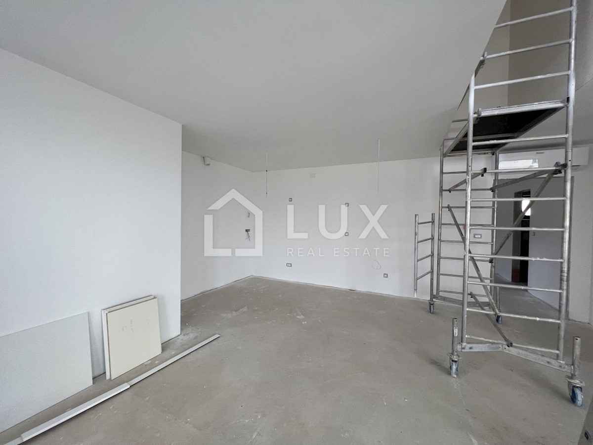 Flat For sale - PRIMORSKO-GORANSKA CRIKVENICA