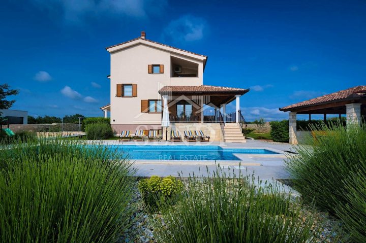 Haus zu verkaufen 290 m² – Svetvinčenat