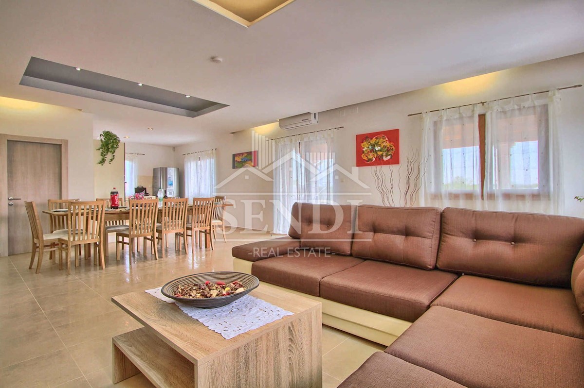 Maison À vendre - ISTARSKA SVETVINČENAT