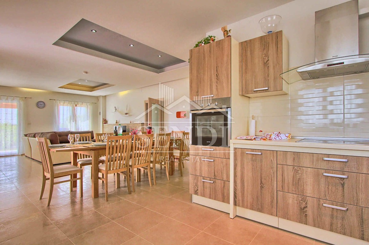 Maison À vendre - ISTARSKA SVETVINČENAT