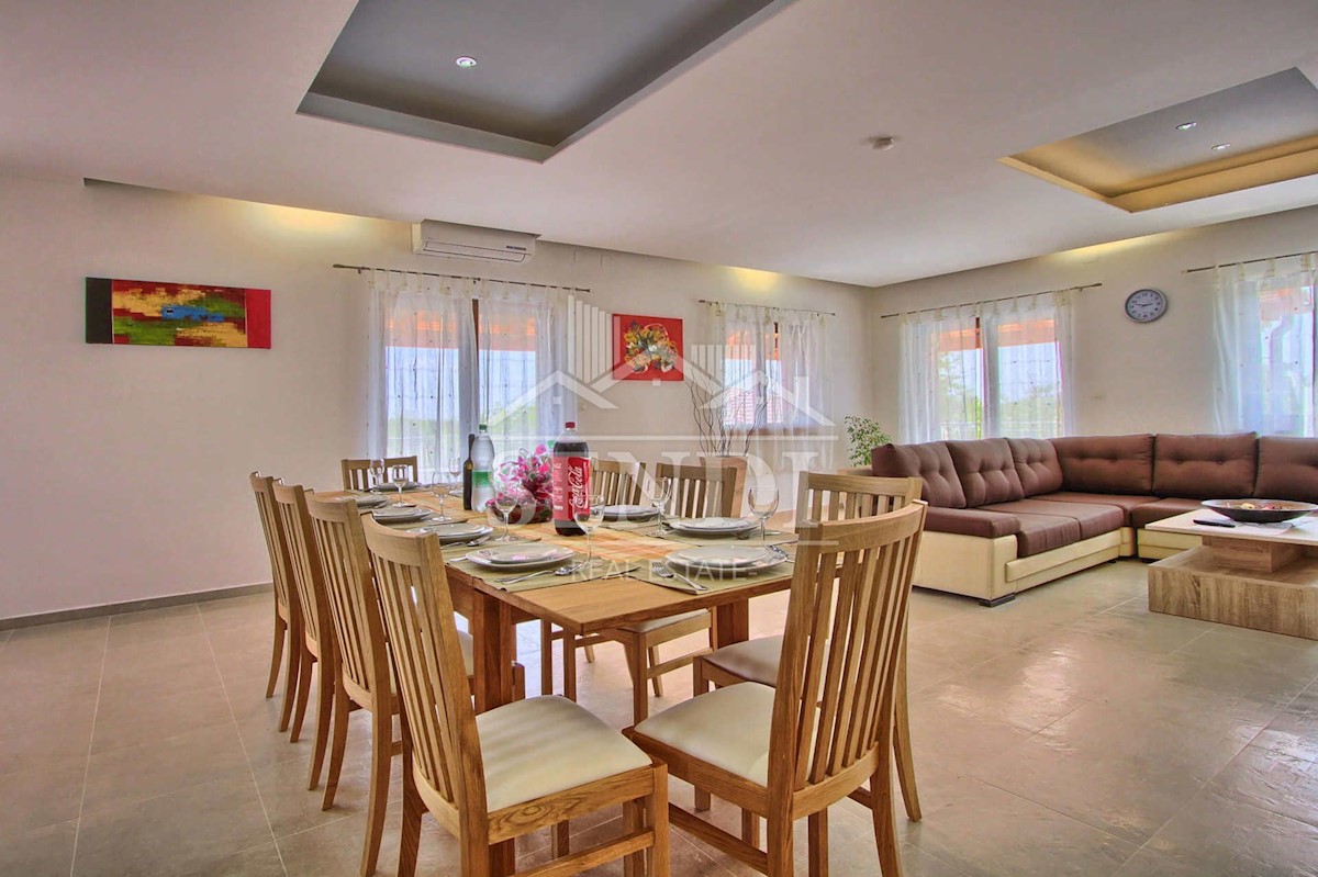 Maison À vendre - ISTARSKA SVETVINČENAT