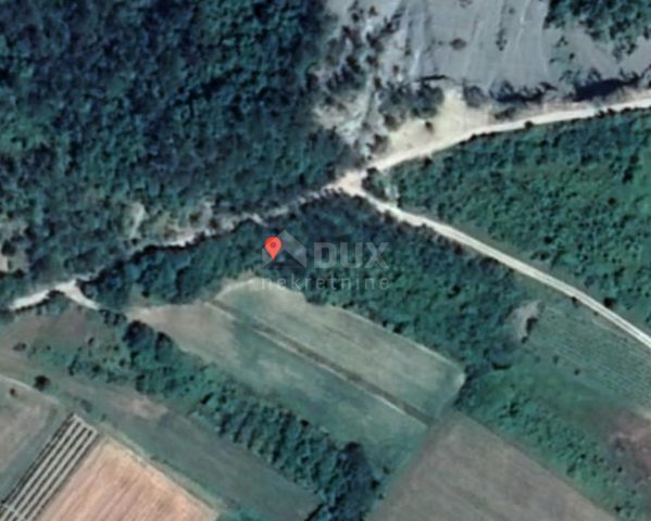 Terrain à vendre 3306 m² – Buzet