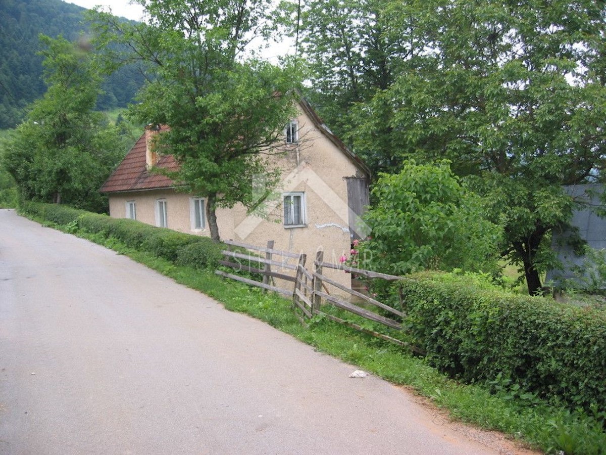 House For sale - LIČKO-SENJSKA OTOČAC