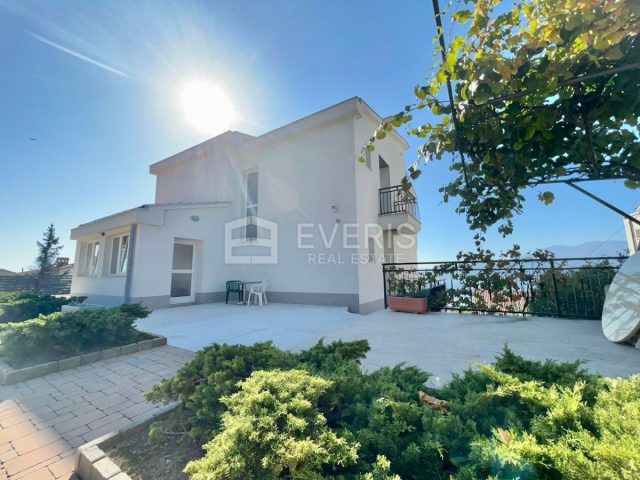 Appartamento in vendita 193 m² – Rijeka