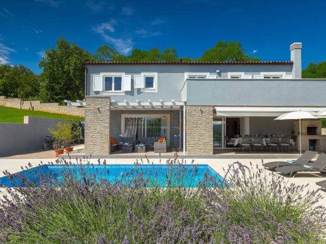 Casa in vendita 163 m² – Labin