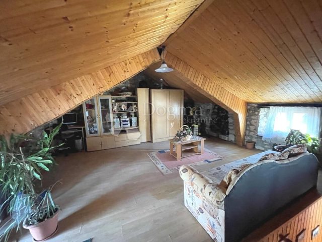 Dom na sprzedaż 237 m² – Brtonigla