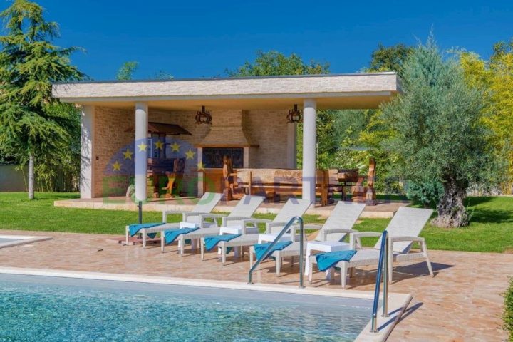 Casa In vendita - Istarska Poreč - foto 4/35